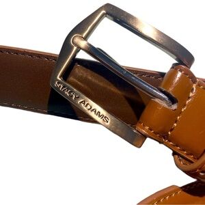 Stacy Adams belt 40” in brown leather. NWOT!!